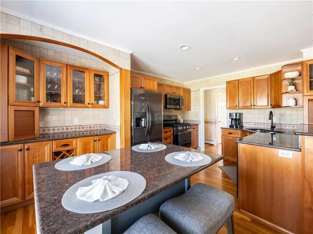 64 John Kesson Lane Middletown RI 02842