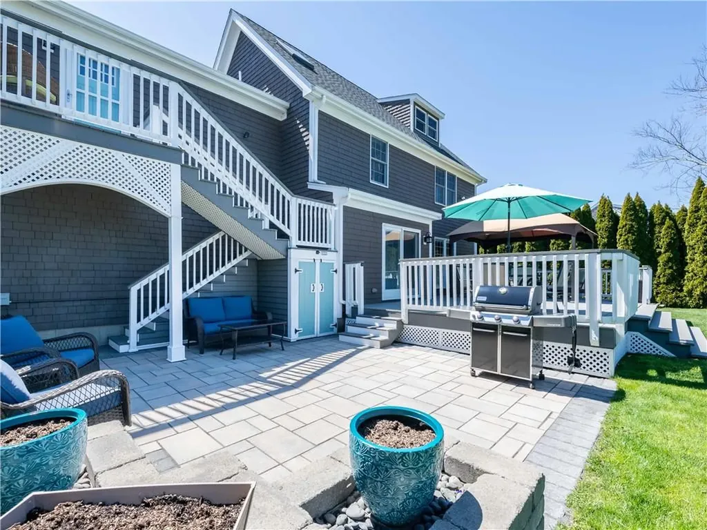 64 John Kesson Lane Middletown RI 02842