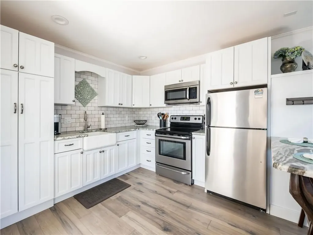 64 John Kesson Lane Middletown RI 02842