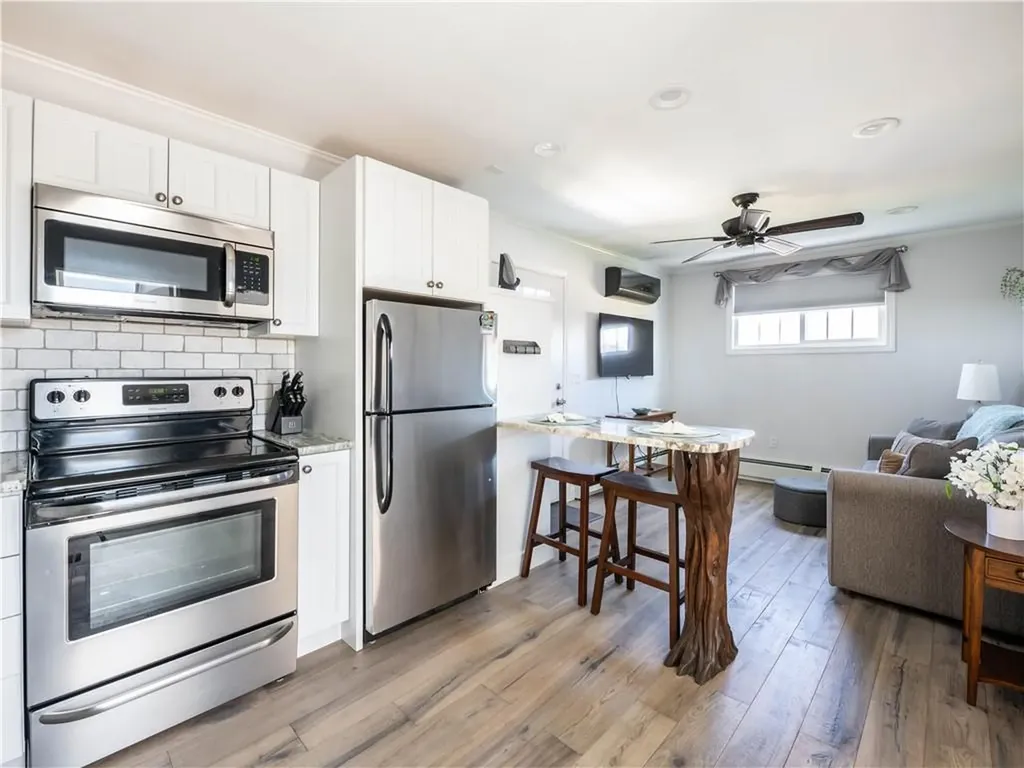 64 John Kesson Lane Middletown RI 02842