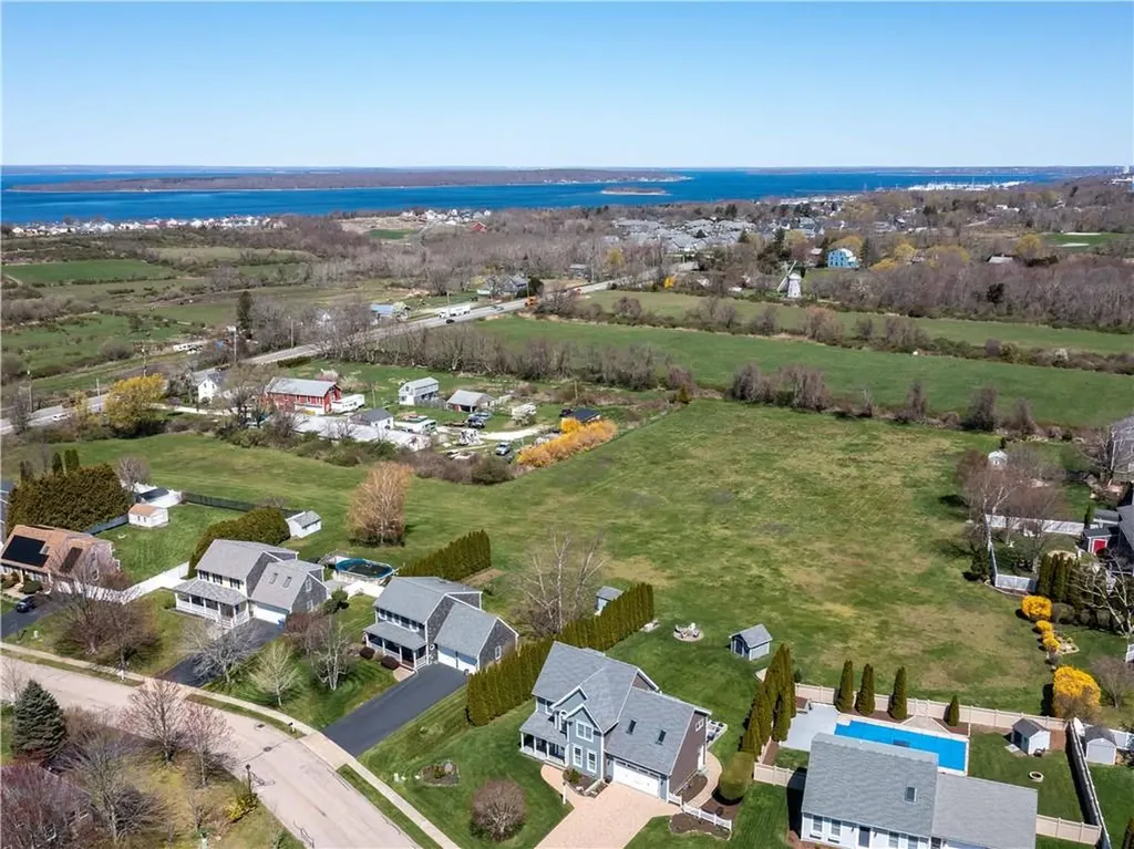 64 John Kesson Lane Middletown RI 02842