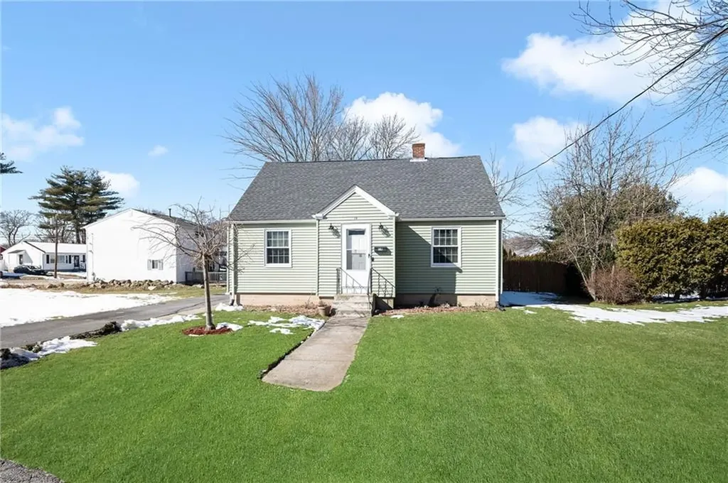 18 City View Parkway Johnston RI 02919