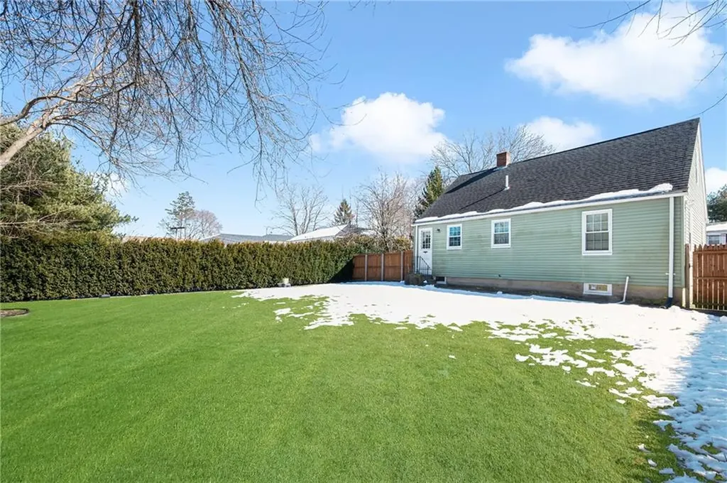 18 City View Parkway Johnston RI 02919