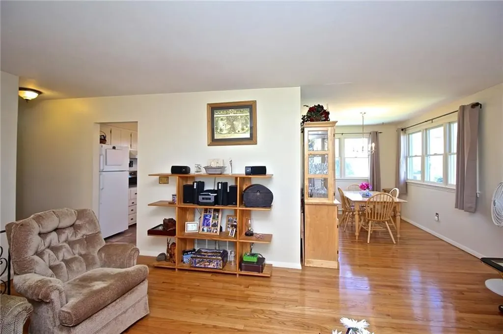 5 Osage Drive Middletown RI 02842