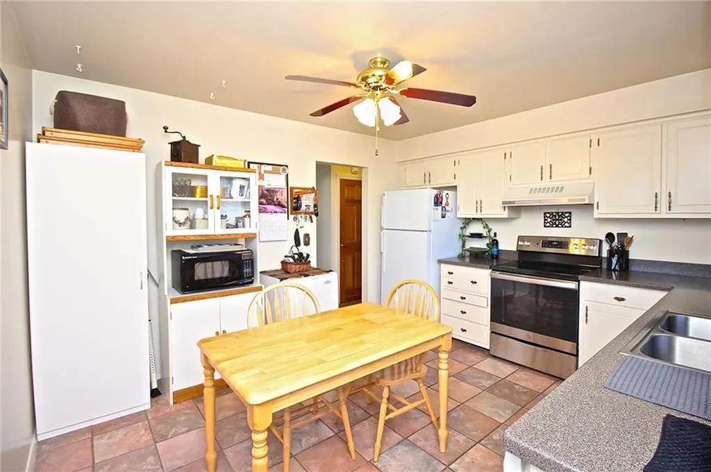 5 Osage Drive Middletown RI 02842