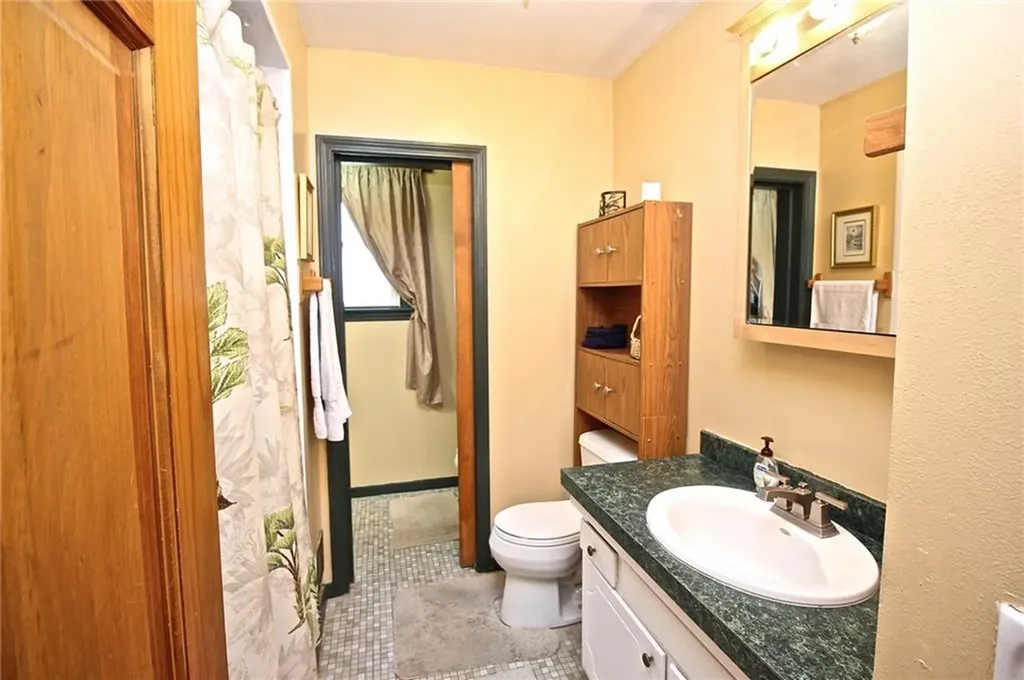 5 Osage Drive Middletown RI 02842