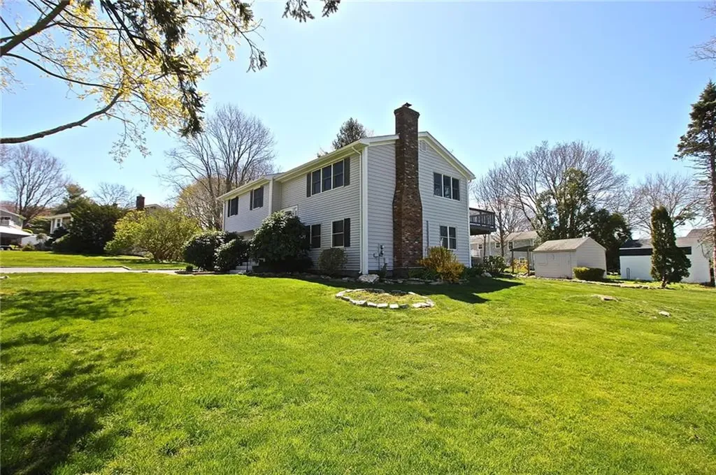 5 Osage Drive Middletown RI 02842