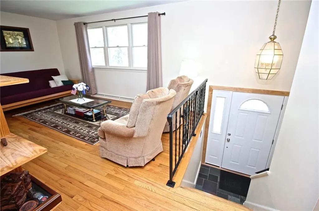 5 Osage Drive Middletown RI 02842