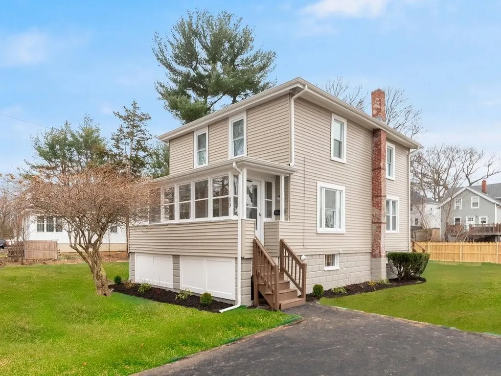 89 Irving Road Warwick RI 02888