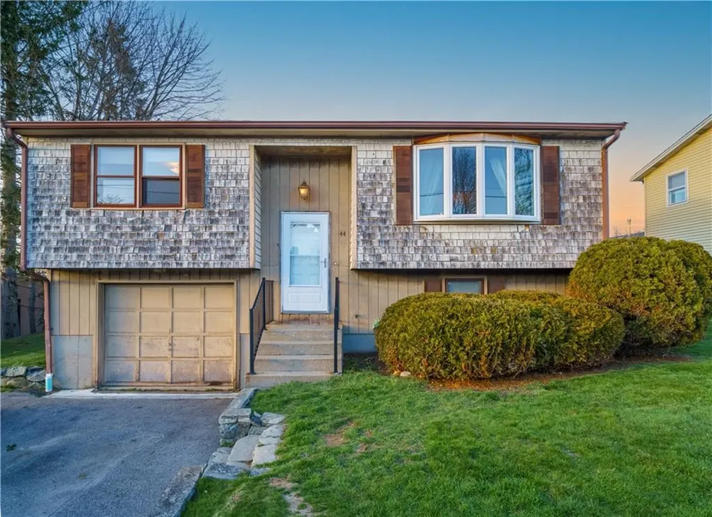 44 Vallette Street Cranston RI 02920