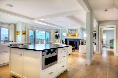 444 Purgatory Lane Middletown RI 02842