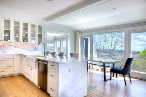 444 Purgatory Lane Middletown RI 02842