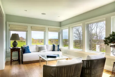 444 Purgatory Lane Middletown RI 02842