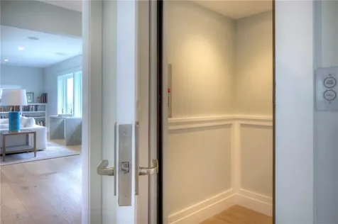 444 Purgatory Lane Middletown RI 02842