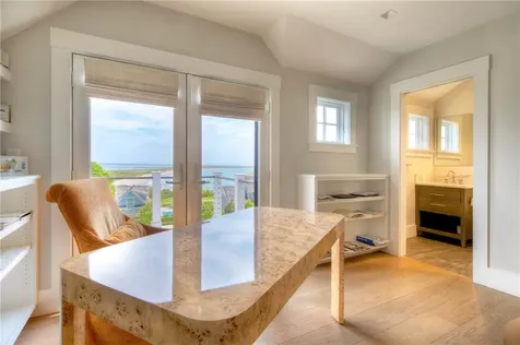 444 Purgatory Lane Middletown RI 02842