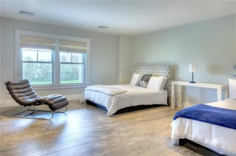 444 Purgatory Lane Middletown RI 02842