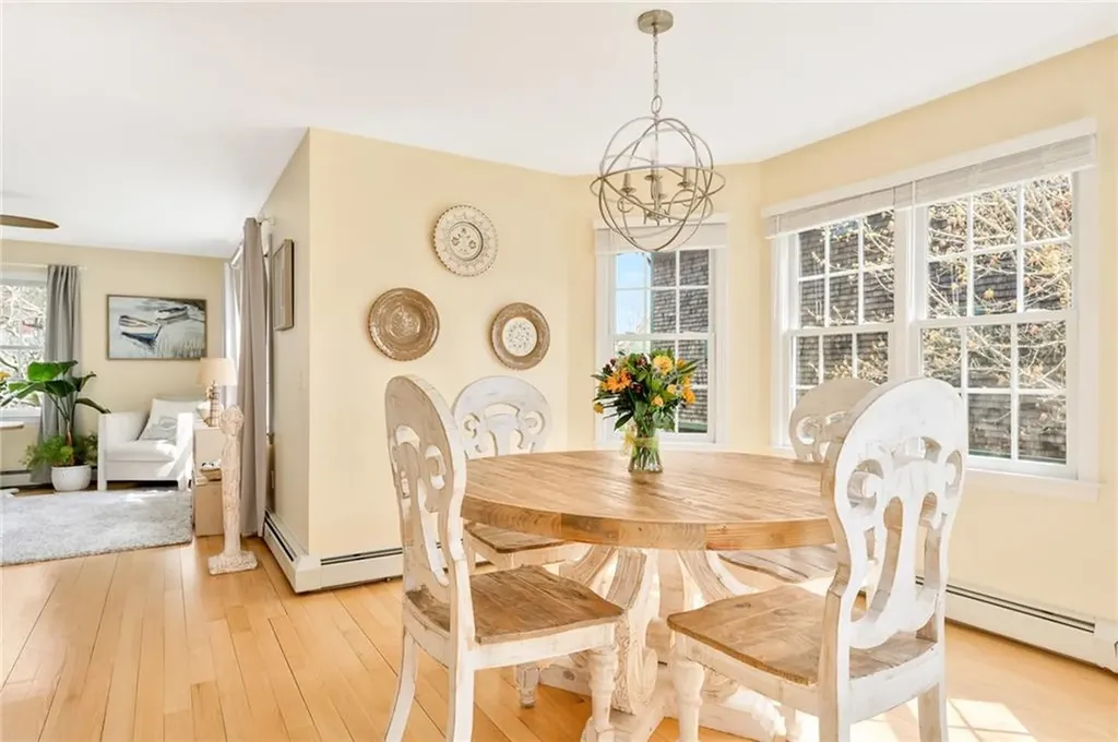 11 Willow Way Barrington RI 02806