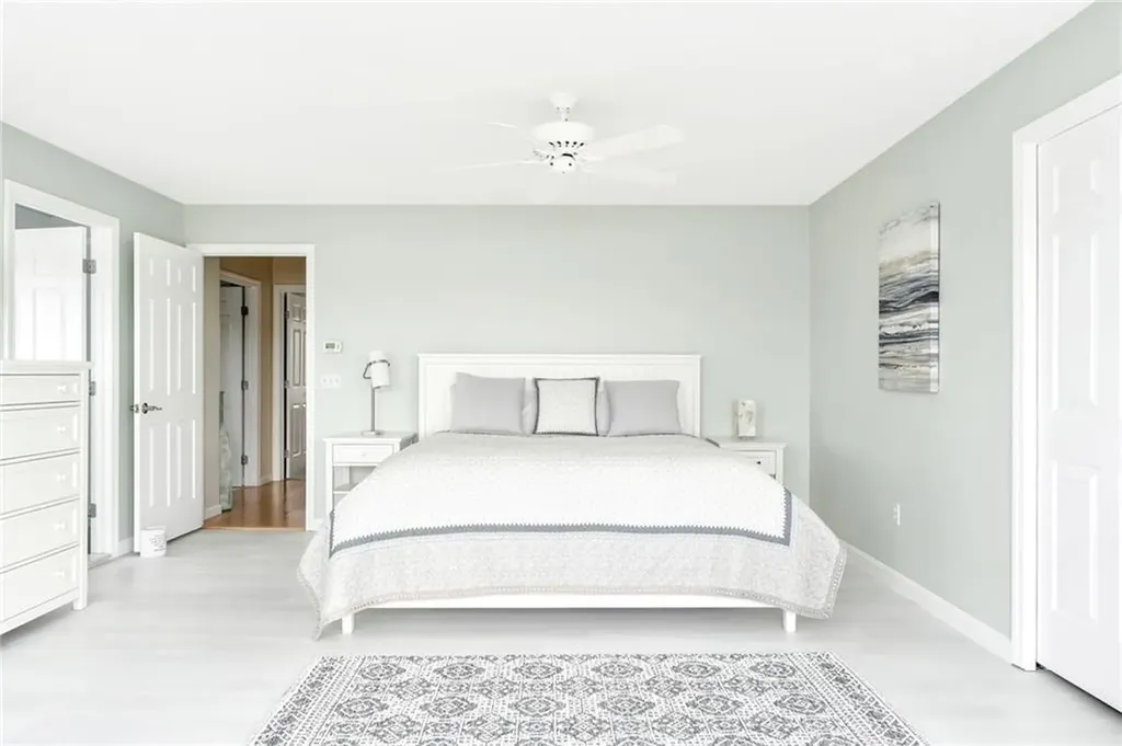 11 Willow Way Barrington RI 02806