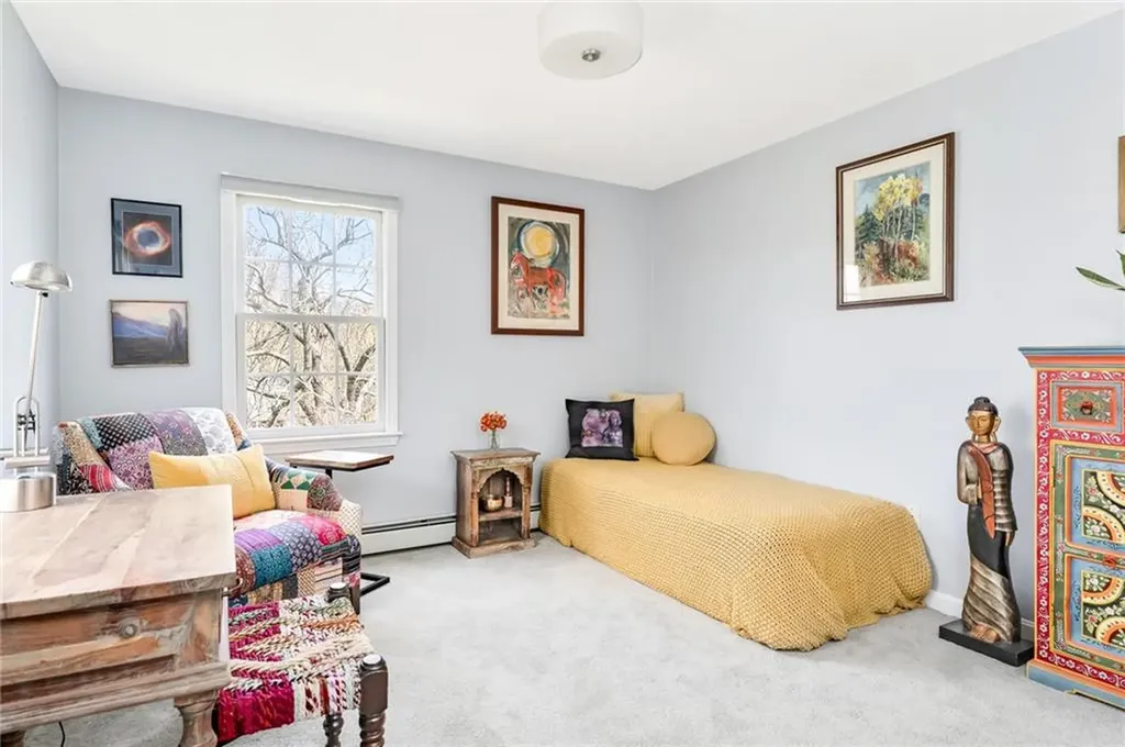 11 Willow Way Barrington RI 02806