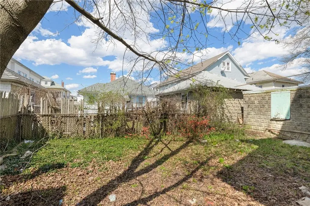 185 Princeton Avenue Providence RI 02907