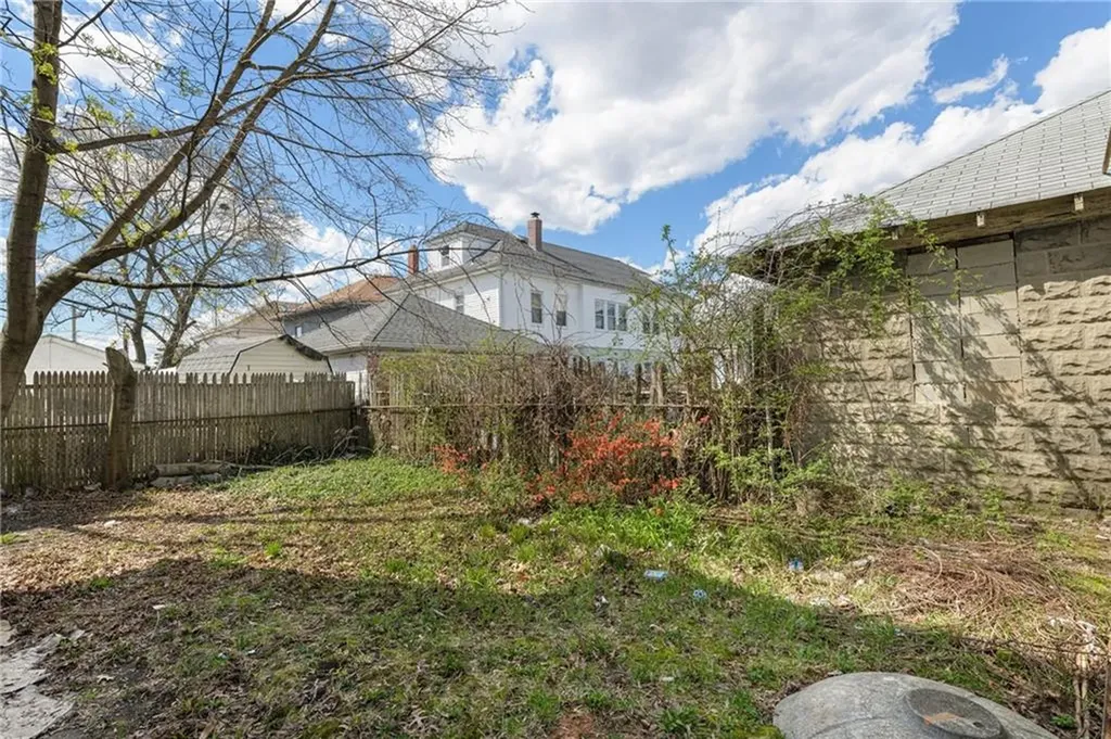 185 Princeton Avenue Providence RI 02907