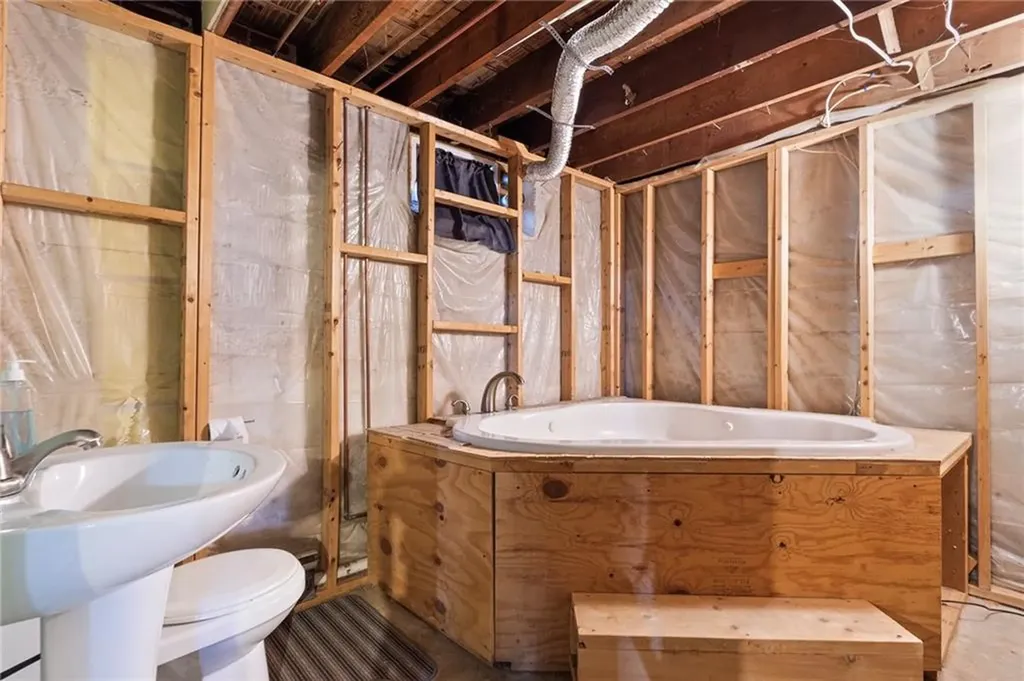 165 Isabella Avenue Providence RI 02908