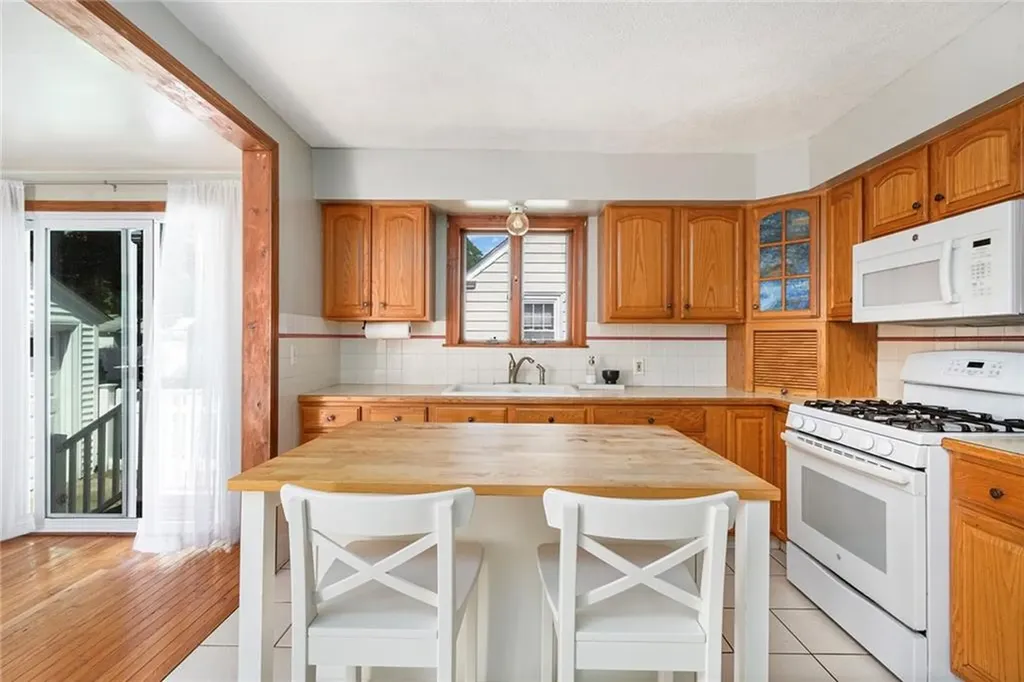 165 Isabella Avenue Providence RI 02908