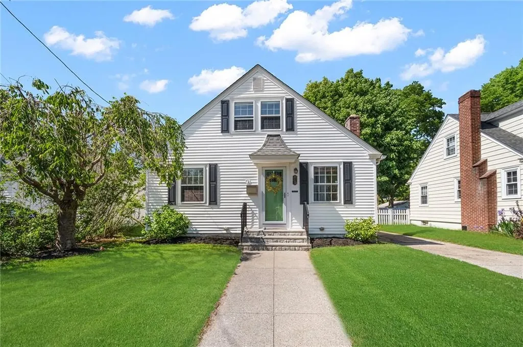 165 Isabella Avenue Providence RI 02908
