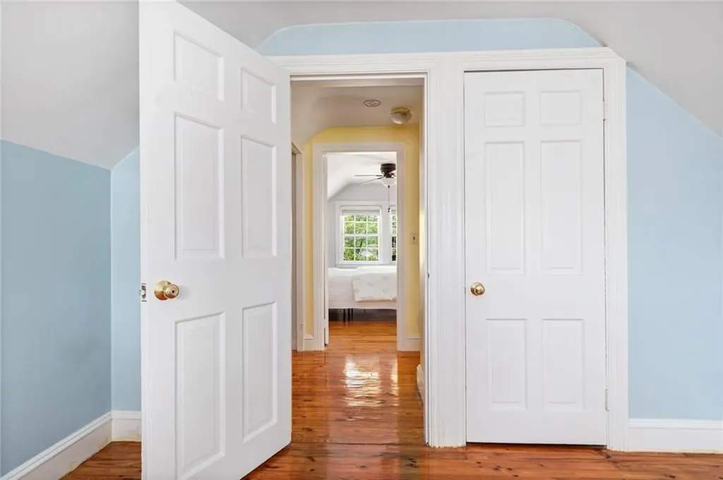 165 Isabella Avenue Providence RI 02908