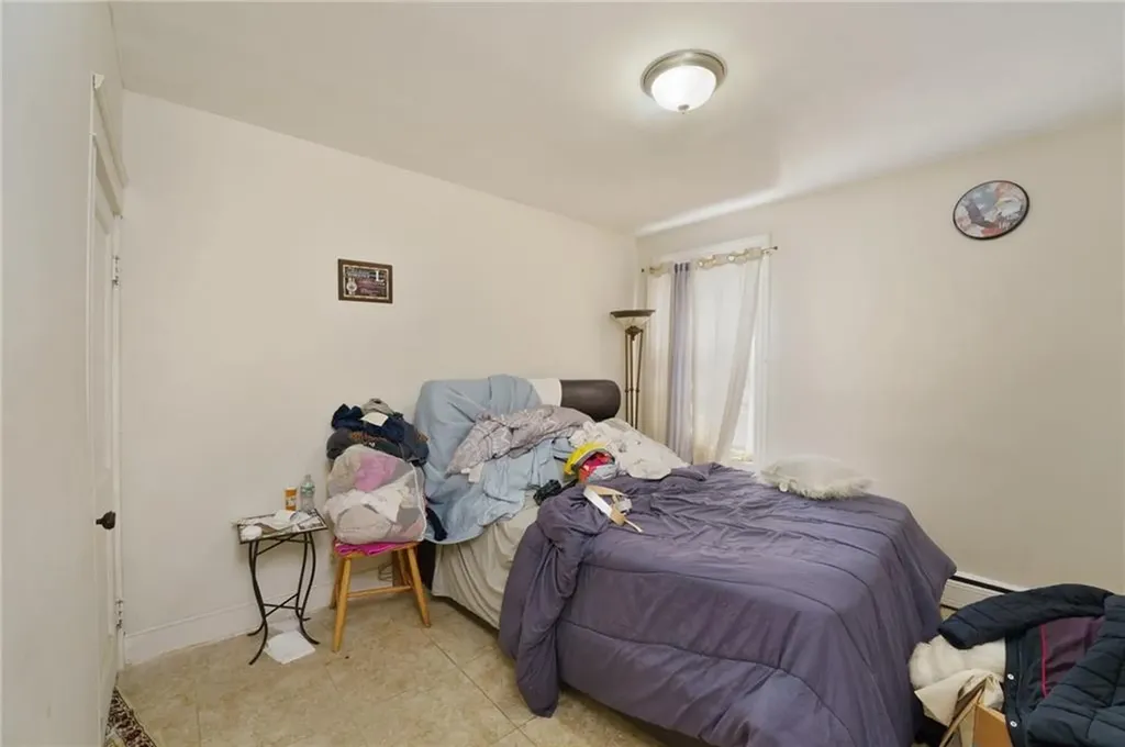 22 Dover Street Pawtucket RI 02860