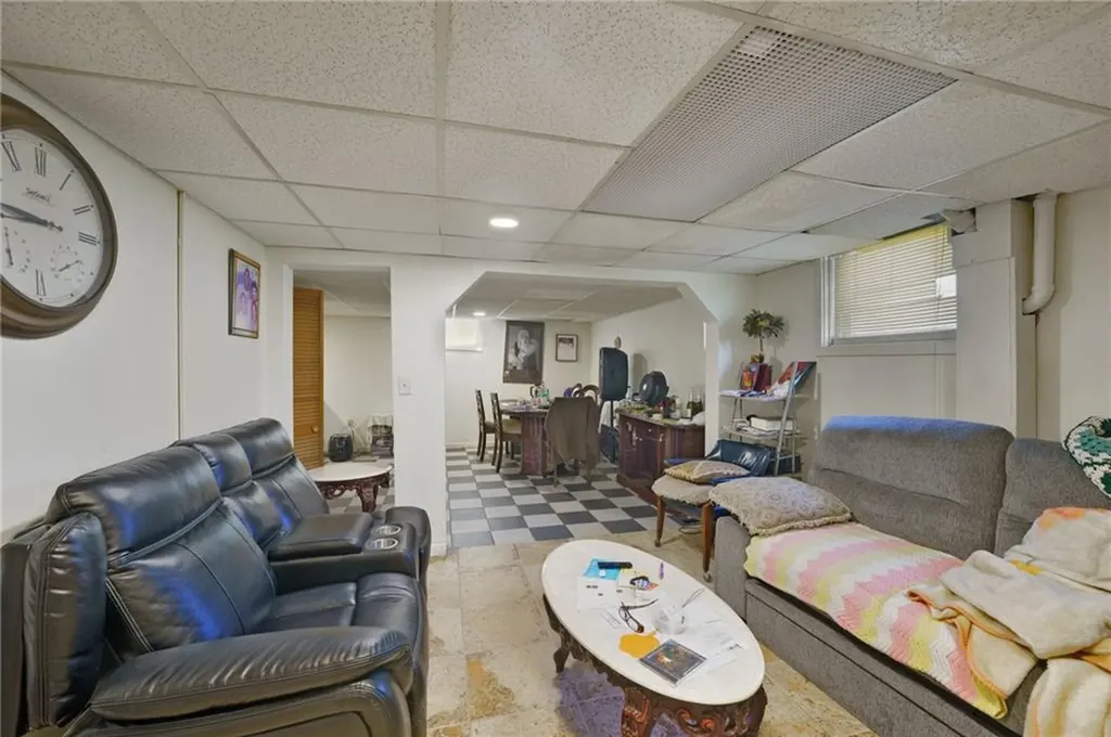 22 Dover Street Pawtucket RI 02860