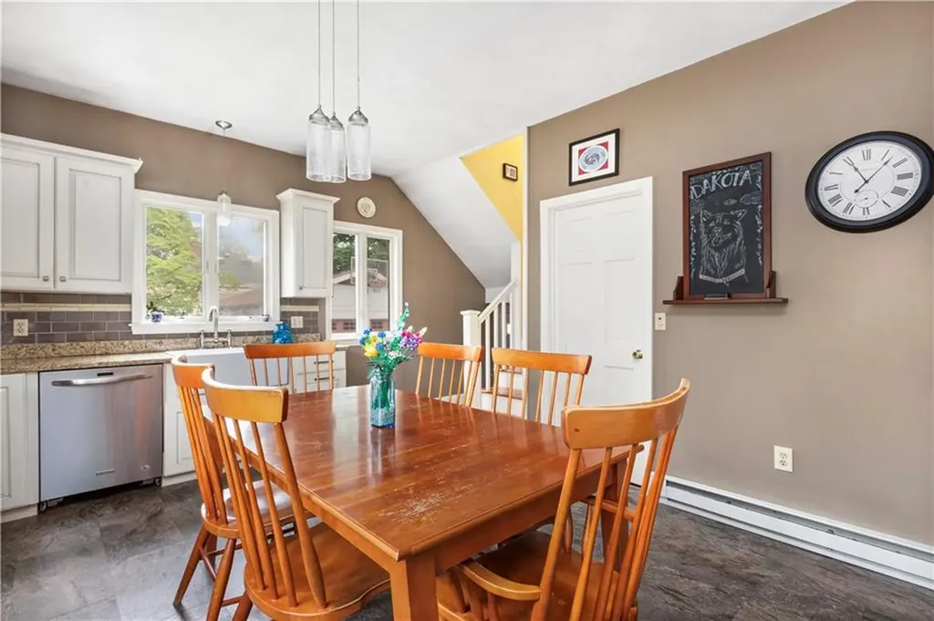 17 Sharon Street Providence RI 02908