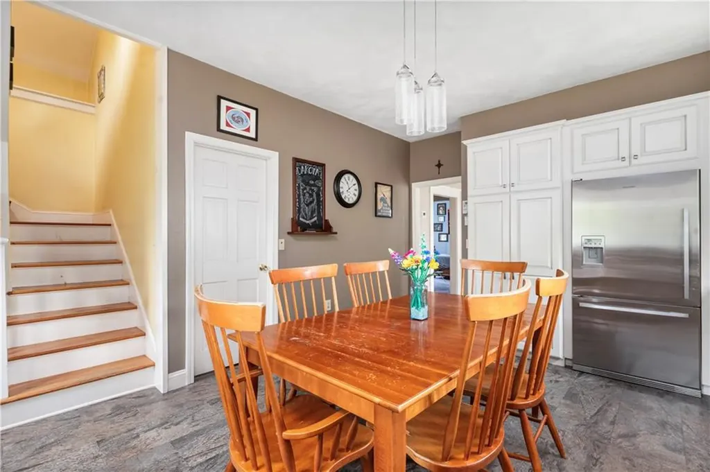 17 Sharon Street Providence RI 02908