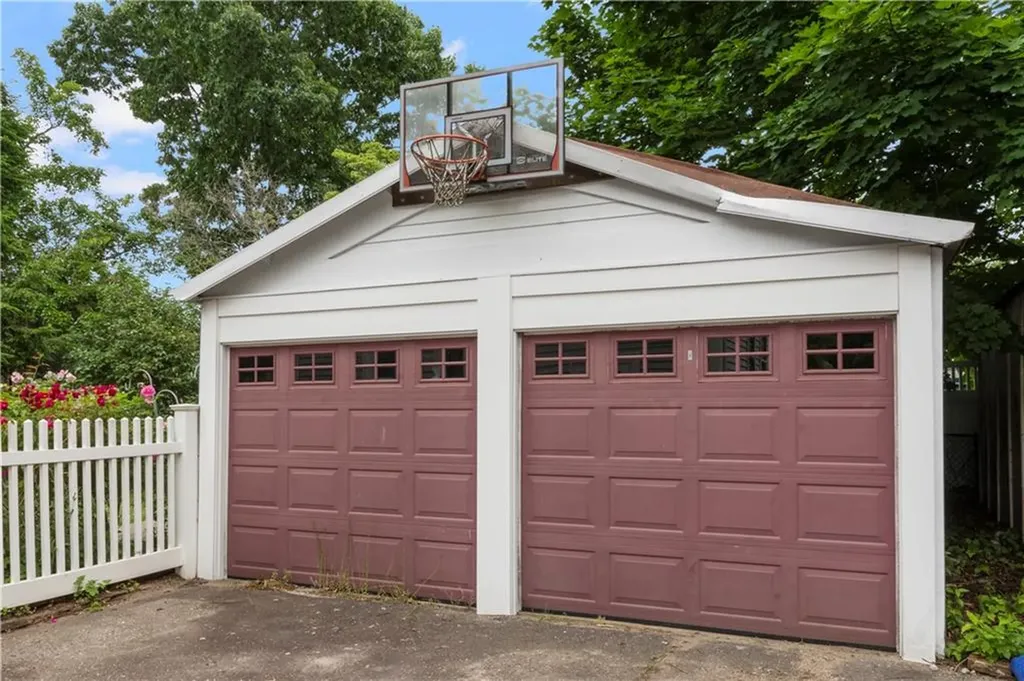 17 Sharon Street Providence RI 02908