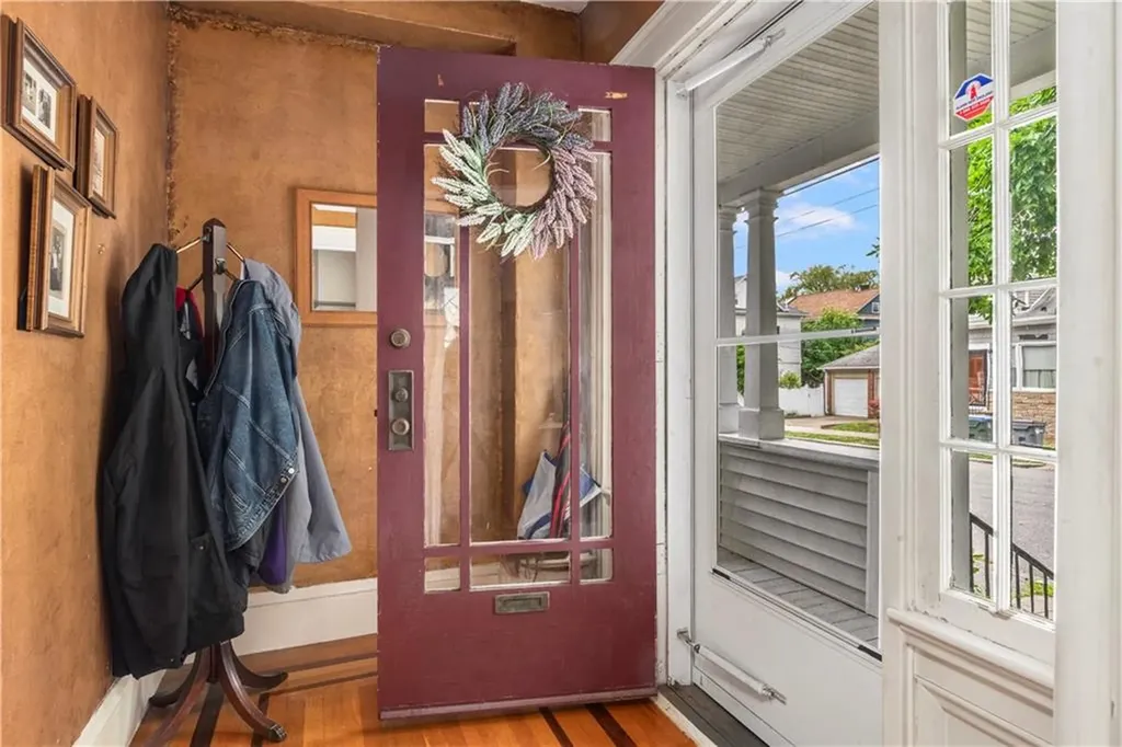 17 Sharon Street Providence RI 02908