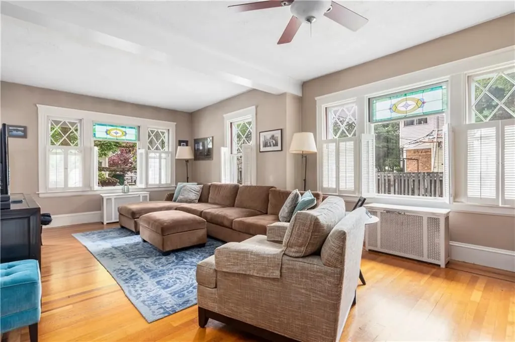 17 Sharon Street Providence RI 02908