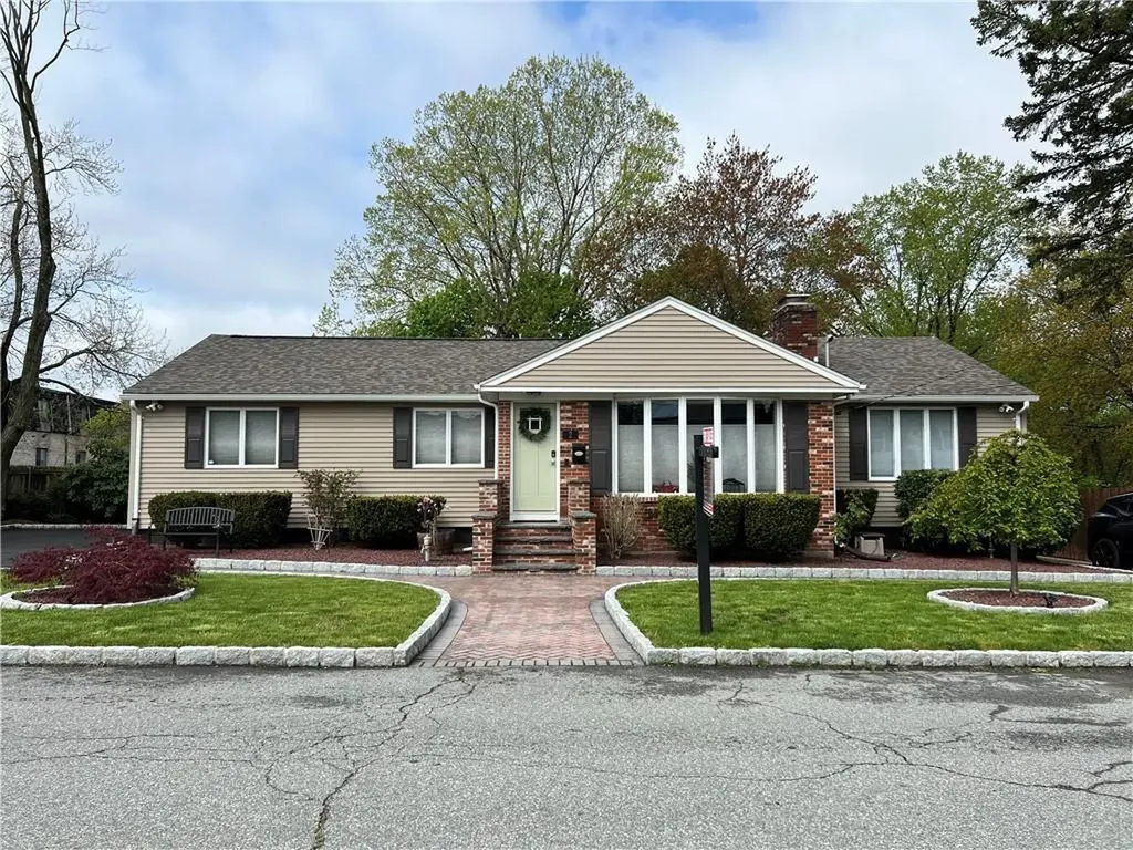 2 Terry Street North Providence RI 02904