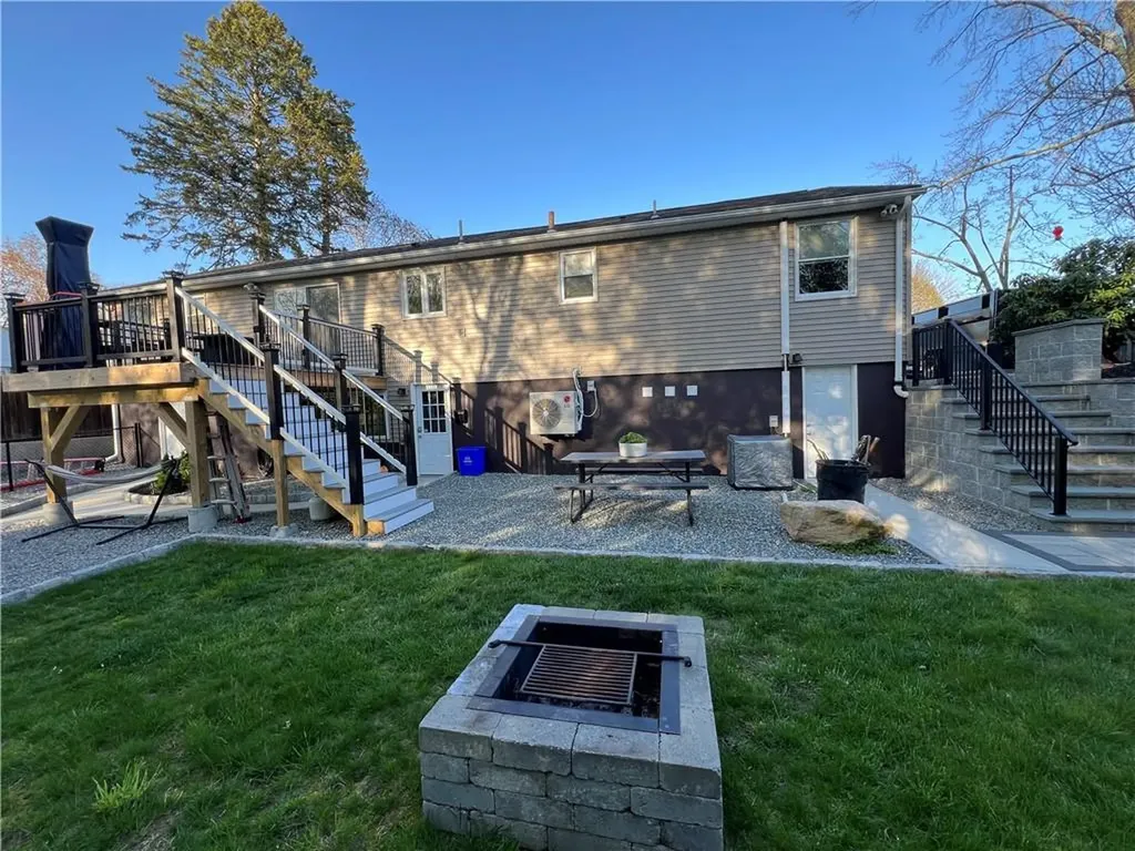2 Terry Street North Providence RI 02904