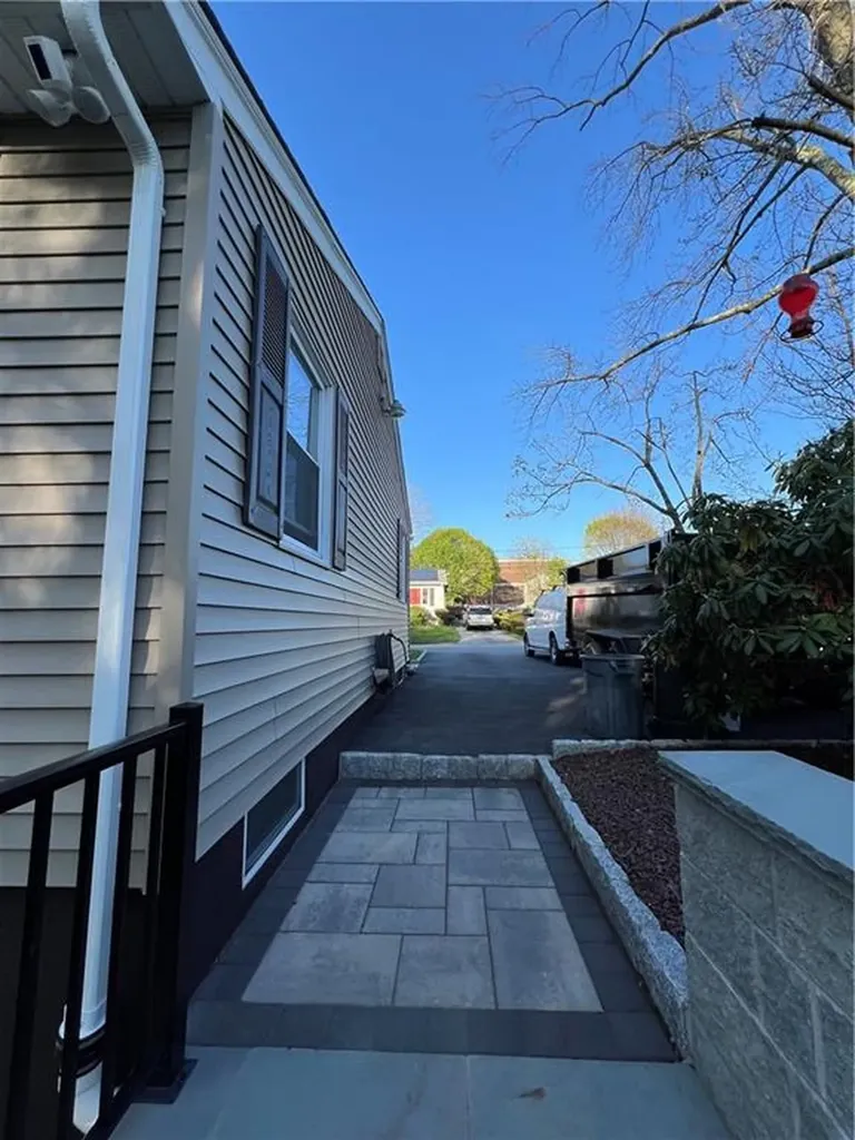 2 Terry Street North Providence RI 02904