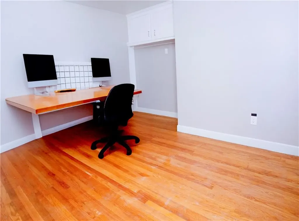 72 Columbus Street Providence RI 02908