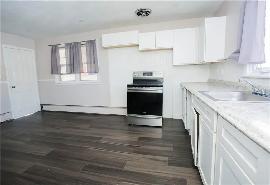72 Columbus Street Providence RI 02908