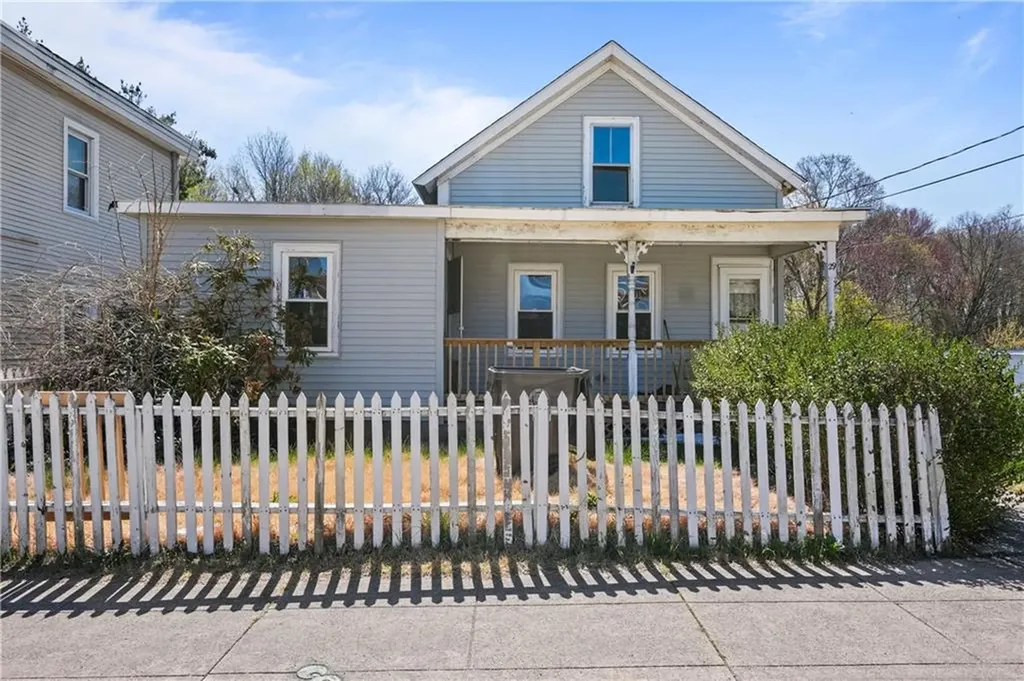 29 Mill Street West Warwick RI 02893