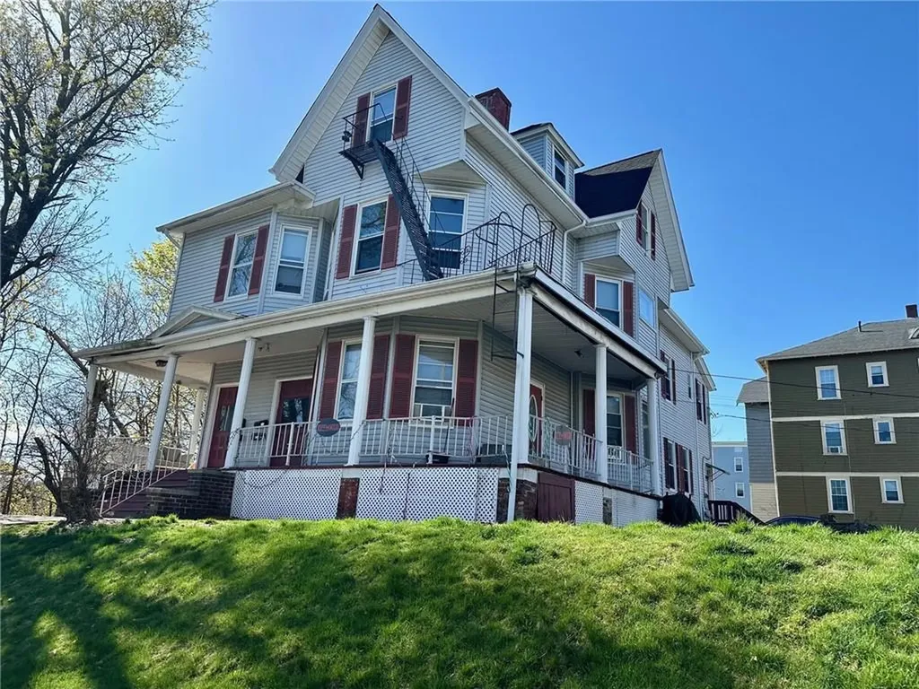 455 Carrington Avenue Woonsocket RI 02895