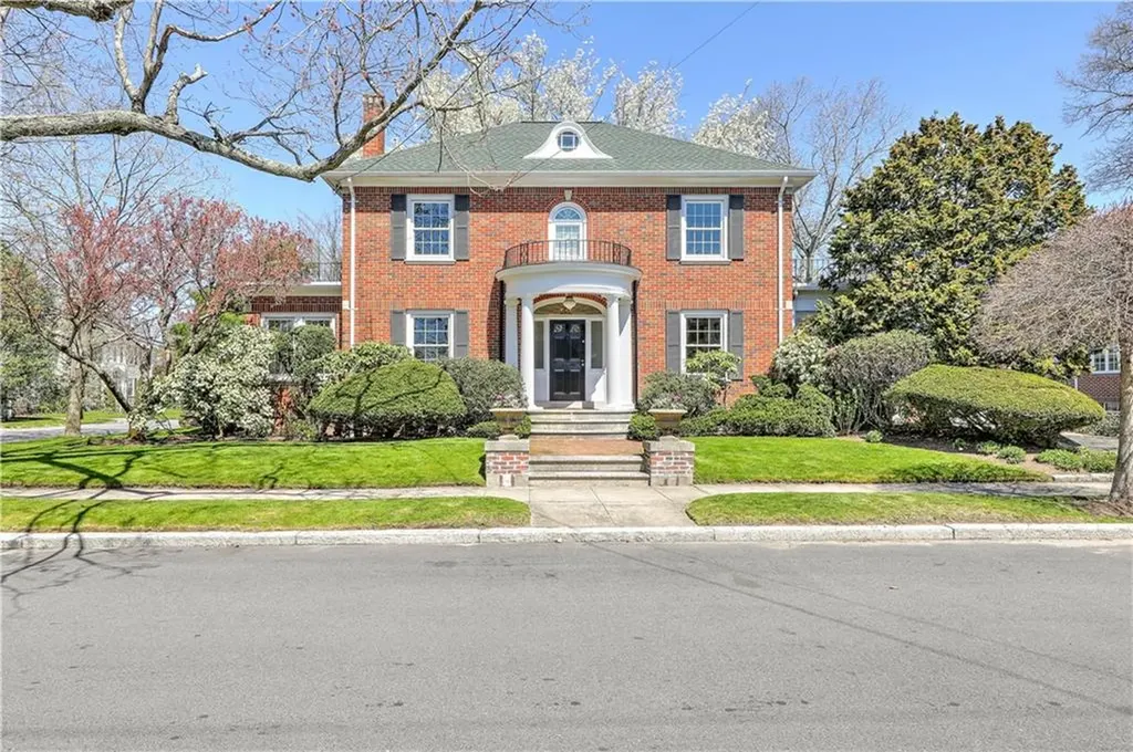 242 Freeman Parkway Providence RI 02906