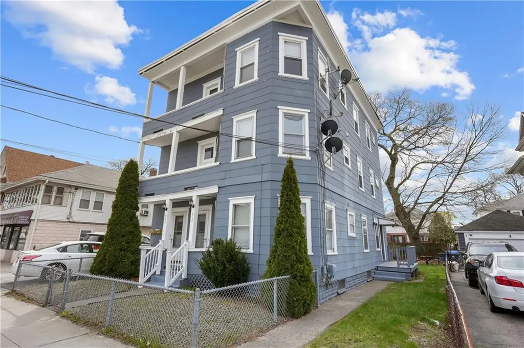 808 810 Mineral Spring Avenue Pawtucket RI 02860