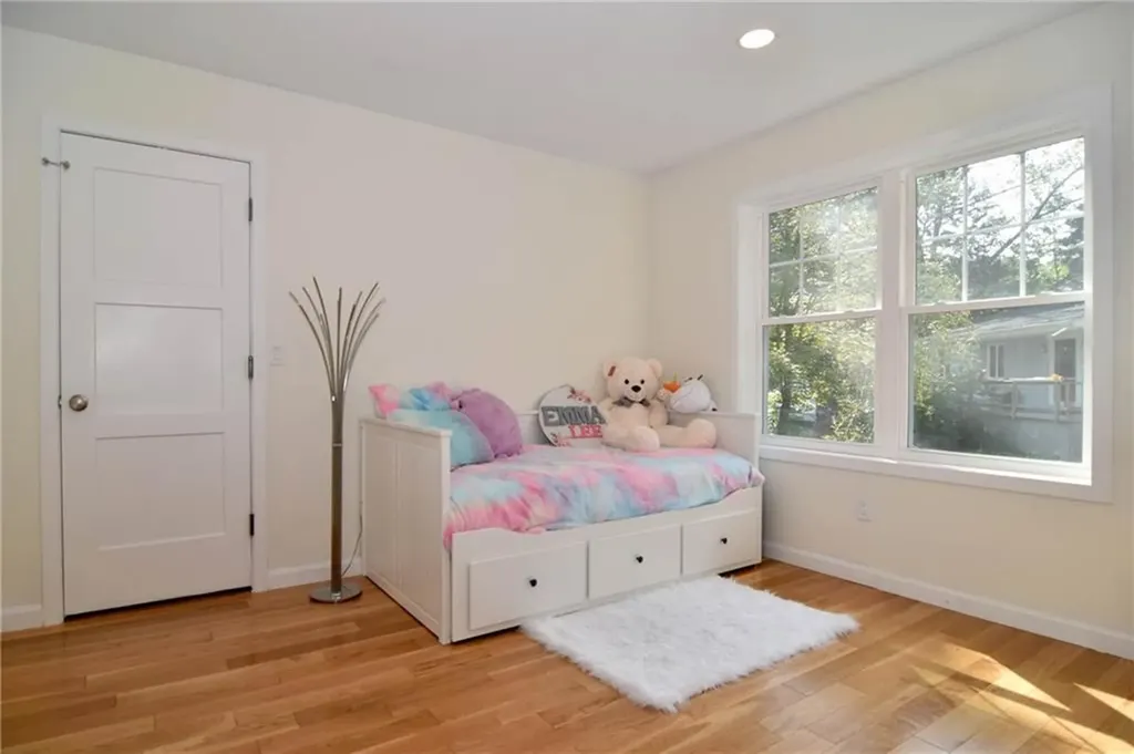 87 R Scituate Avenue Johnston RI 02919