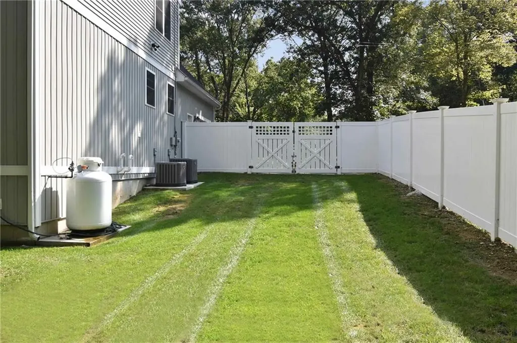 87 R Scituate Avenue Johnston RI 02919