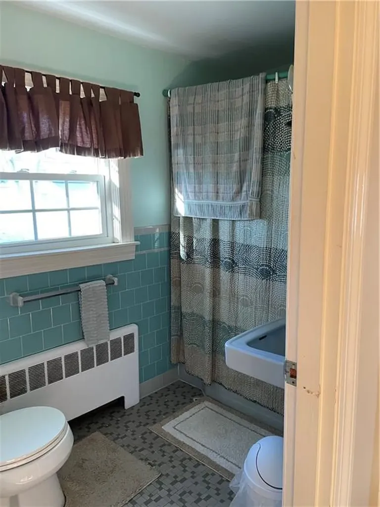 169 Hadde Avenue Cumberland RI 02864