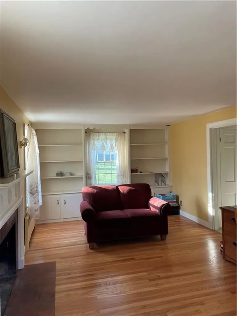 169 Hadde Avenue Cumberland RI 02864