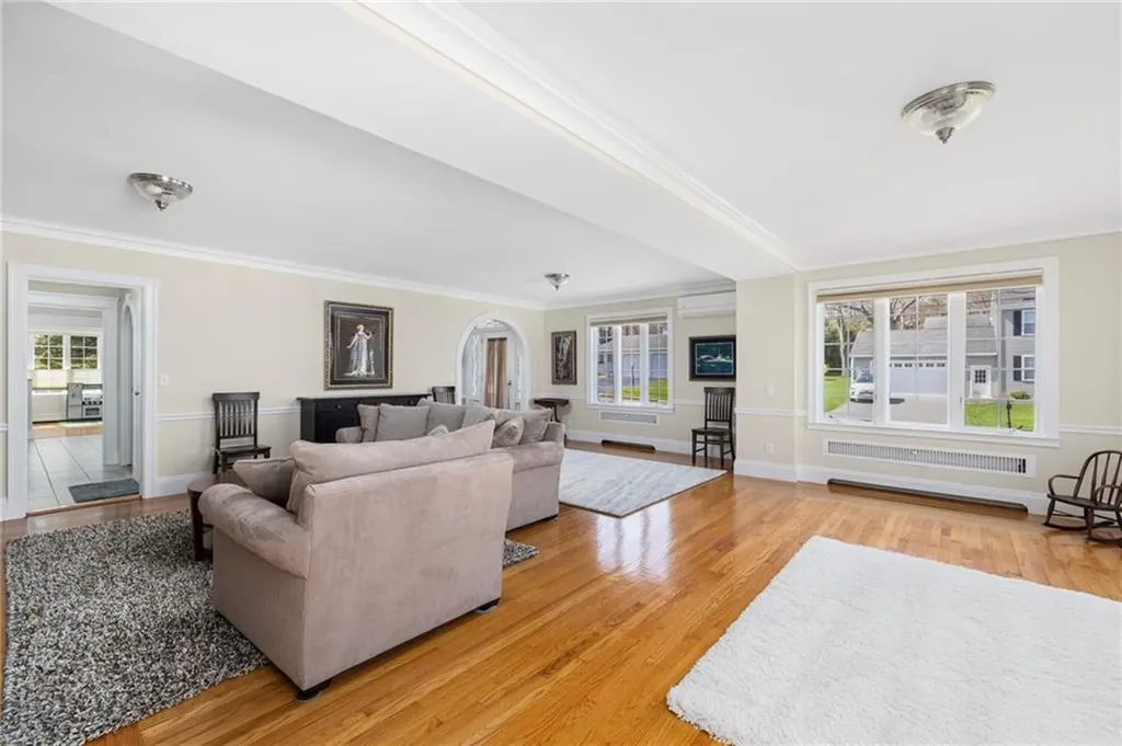 65 Grandview Avenue Lincoln RI 02865
